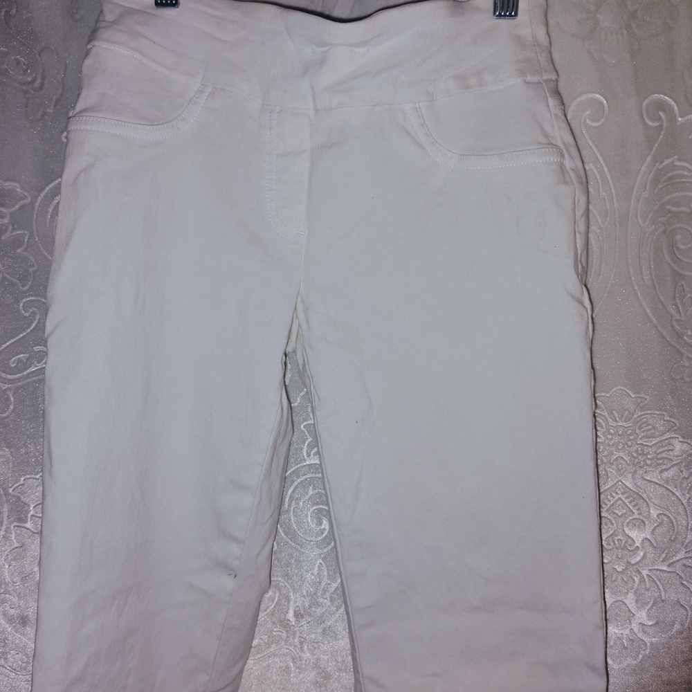 Ruby Rd. Women's Cream Capris Size 4 P